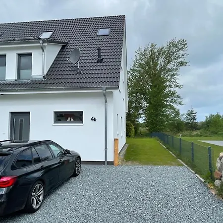 Backfisch, 500m Zum Strand, Terrasse Mit Garten * Graal-Mueritz